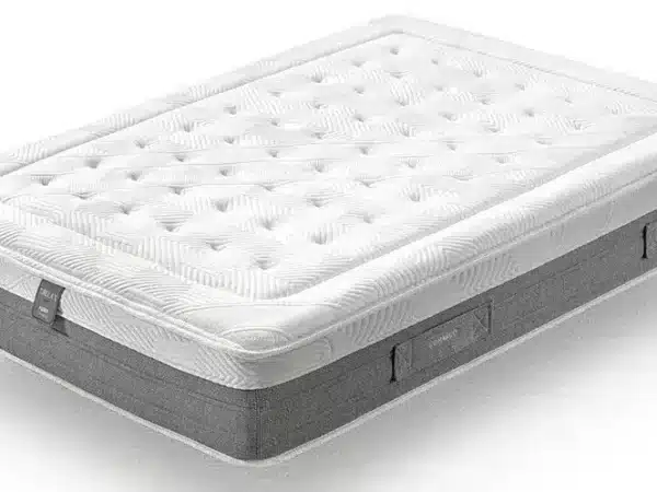 matelas moelleux avec zones de relaxation et surface matelassée respirante