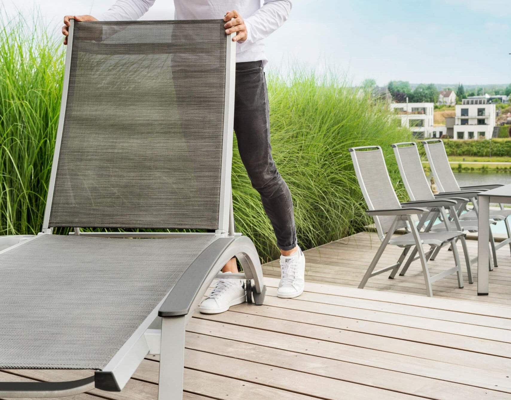 Transat KETTLER Forma II gris argent, chaise longue confortable pour extérieur.